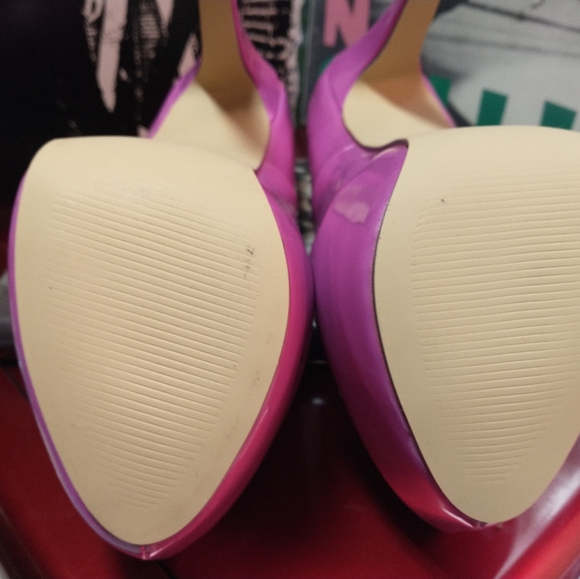 Purple platform Mary Jane heels - Picture 5 of 5